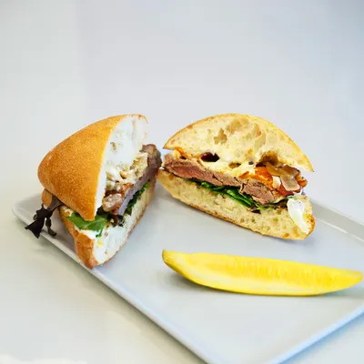 Ciabatta bread, garlic aioli, filet mignon, Havarti cheese, arugula, grilled onions